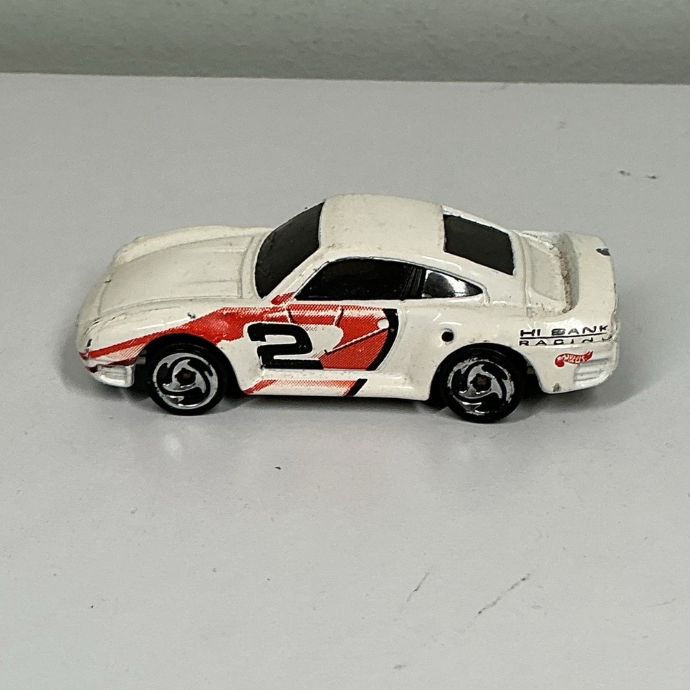 Vintage‎ 1987 Hot Wheels White Porsche 959 Hi Bank Racing